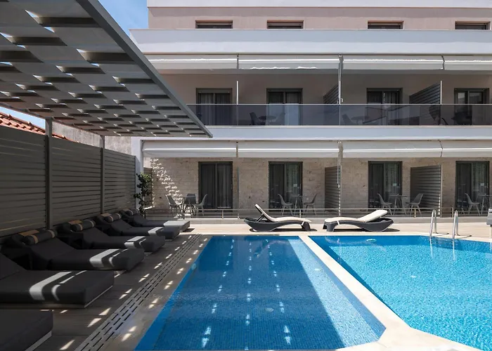 Leon Nikiti (Sithonia)