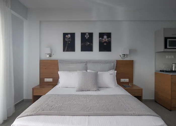 Leon Nikiti (Sithonia)